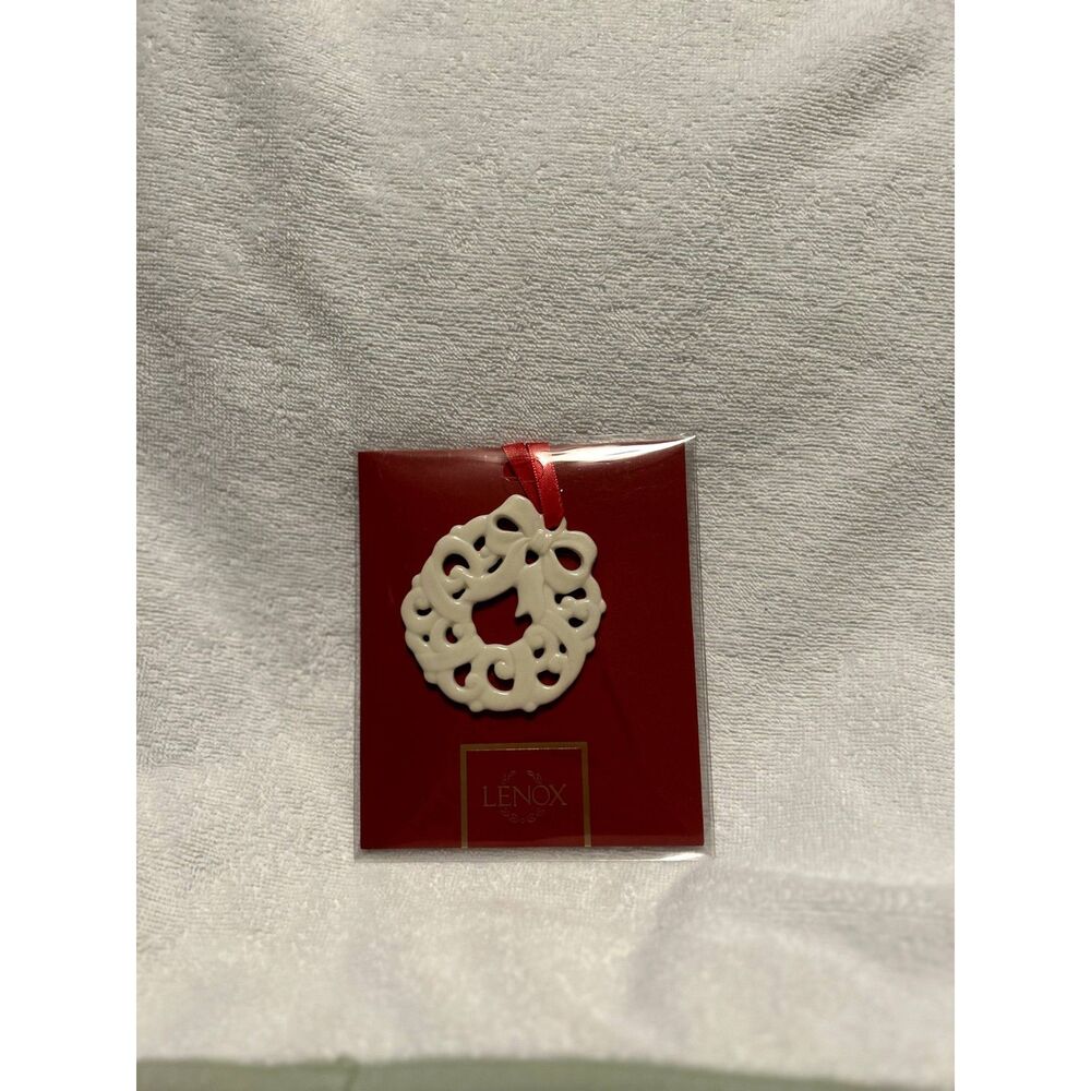 Lenox Christmas Ornament Porcelain Wreath Charm Stocking Stuffer Gift /Brand New